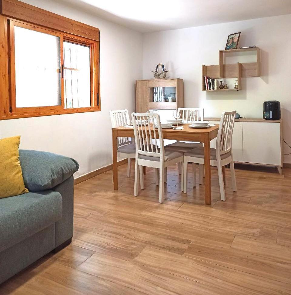 El Remanso Apartment Sevilla Ruang foto